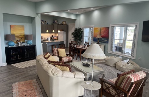 Newport Apartment | Oceanfront/Intercoastal Waterway