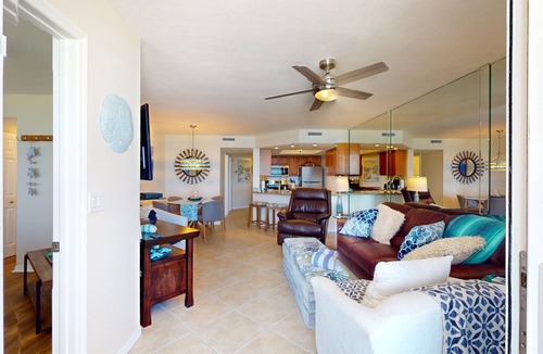 Ponce Inlet Condo | Oceanfront Serenity | Balcony Views + Pool | Peaceful Ponce Inlet Condo