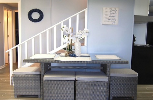 Emerald Isle House | OCEANVIEWS, 2nd row, private pool/volleyball ct! Aug 8 - 15th now available!