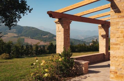 Santa Vittoria in Matenano Villa | Odorisio Country House