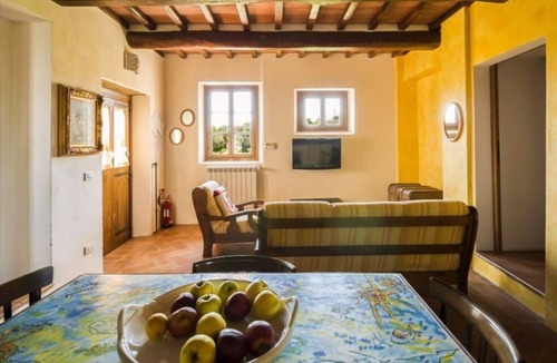 Monte San Savino Other | Old farmhouse surrounded by olive groves, near the village, 5 places, floor1,with swimming pool