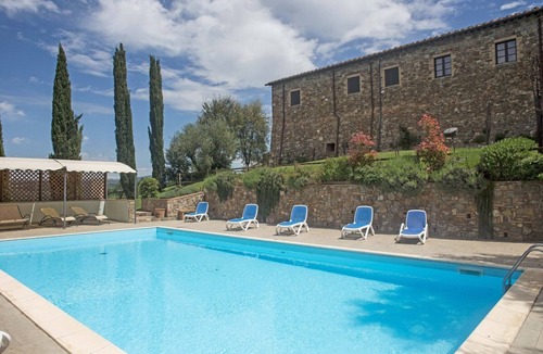 Cinigiano Apartment | Old Stone Apartment with Pool, view and close to Seaside