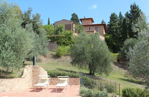 Certaldo Villa | Old villa nestled in the hills of Chianti