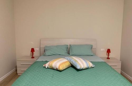Lecco Apartment | Old Walls Panorama Apt