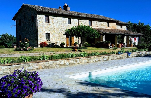 Marsciano Apartment | Only you , the garden, the pool, 360 ° view ,the wifi, the art cities
