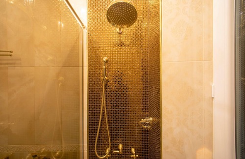 Verona City Centre Apartment | Orange blossom 2 bedrooms - luxury apartments just a step away from the Arena