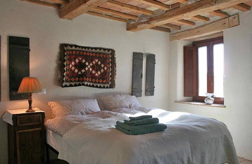 Tolentino Other | Organic vineyard/olive farmhouse with superb views of the Mountains/valley