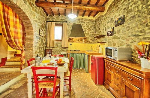 Castelnuovo Berardenga Apartment | Orietta 1 - Apartment with swimming pool