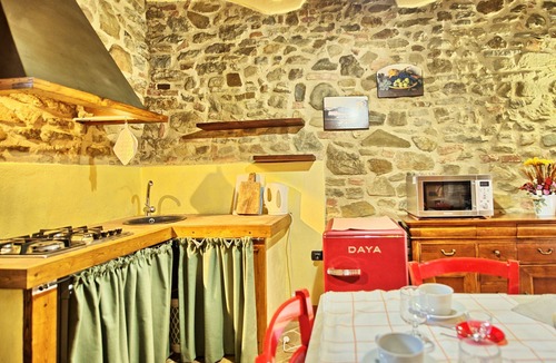 Castelnuovo Berardenga Apartment | Orietta 1 - Apartment with swimming pool