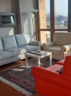 Torre Pallavicina Hostel | Ostello Molino Di Basso