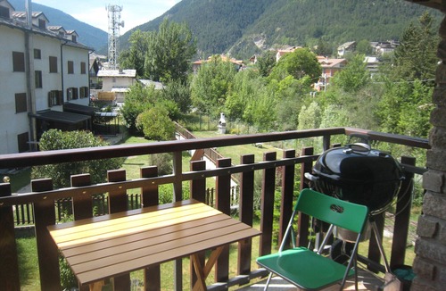 Oulx Apartment | Oulx, spacious mountain accommodation