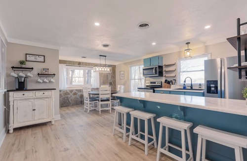 South Pittsburg House | Overlooks Nickajack Lake -Relaxing Getaway!