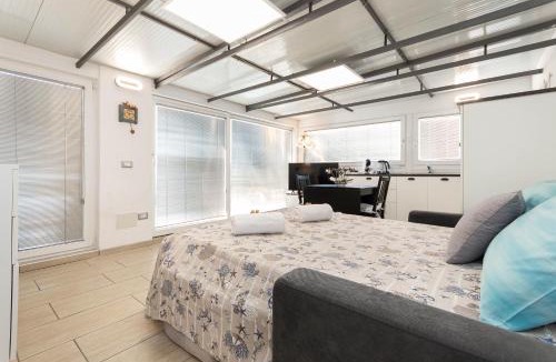 Savona Apartment | P9 Sky Horizon