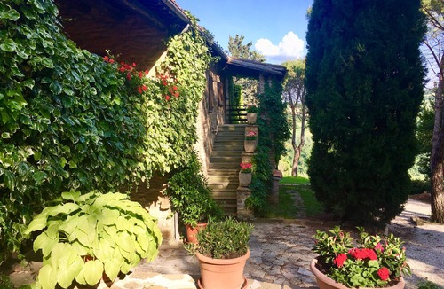 Monteluiano Apartment | Paglia e Fieno apartment - Agriturismo La Panoramica Gubbio Maison de Charme