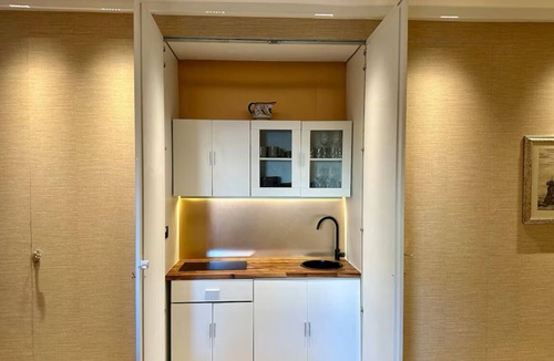 Tivoli Apartment | Painter's Suite - Quite Luxury between Relaxation and History