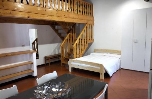 Ferrara Historic Centre Apartment | Palazzo 1500 - Dependence x2 - A Casa di Enrico