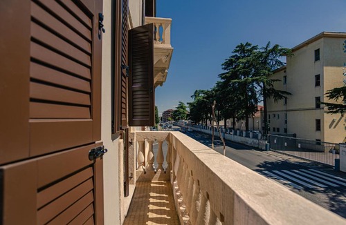 Borgo Trento House | Palazzo Borgo Trento - Royal Welcome