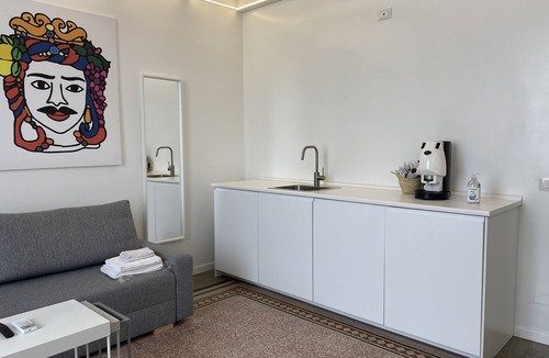 Monte di Pieta Apartment | Palazzo Caltagirone Suite 3