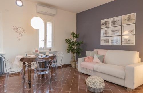 Codigoro Apartment | Palazzo Spada - Attico con terrazza vista fiume in centro