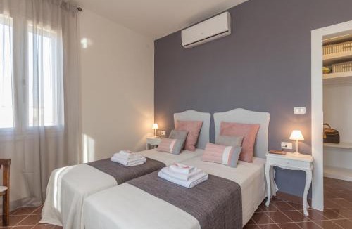 Codigoro Apartment | Palazzo Spada - Attico con terrazza vista fiume in centro