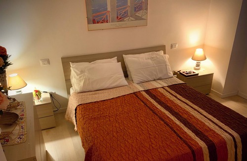 Terni Apartment | Palmyra House - delightful one-bedroom apartment for two