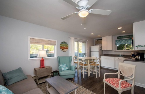 The Pines Condo | Park and Walk! Downtown Rehoboth Beach Condo