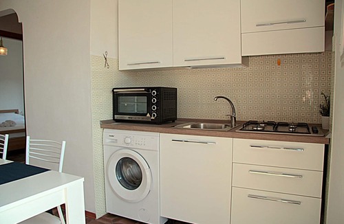 Lido di Pomposa Apartment | Pasubio 1 - Three-room apartment with air conditioning near the sea.