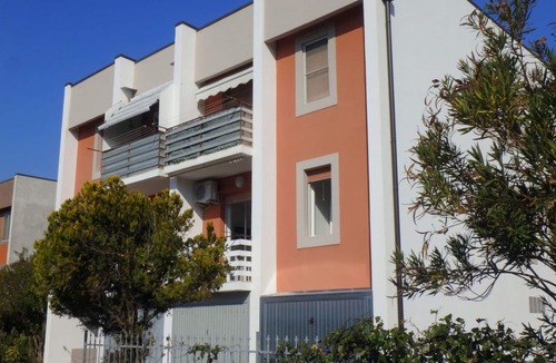 Lido di Pomposa Apartment | Pasubio 1 - Three-room apartment with air conditioning near the sea.