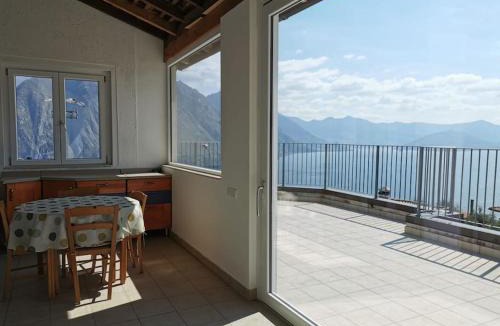Zorzino Apartment | Patricia's Apartment