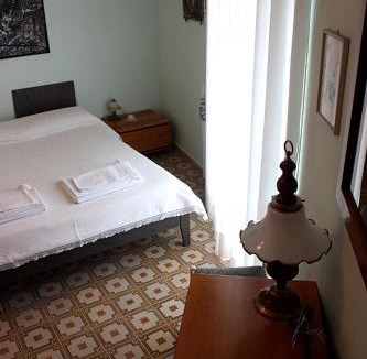Alcanterini Apartment | Patty green house