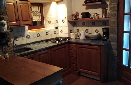 Valmozzola House | Peace and relaxation with private pool Borgo val di Taro