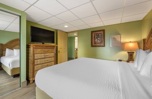 Seabreeze Park Hotel | Peaceful Beachfront Haven | Ideal for a Quiet Retreat & Soothing Ocean Escape