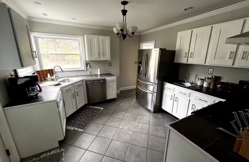 Charleston House | Peaceful Charleston WV Escape Fast Airport Access