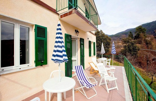 Sesta Godano Villa | Peaceful Countryside Retreat
