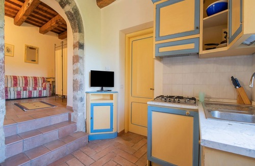 Sellano House | Peaceful Holiday Home in Sellano with Pool