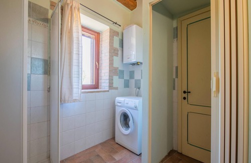 Sellano House | Peaceful Holiday Home in Sellano with Pool