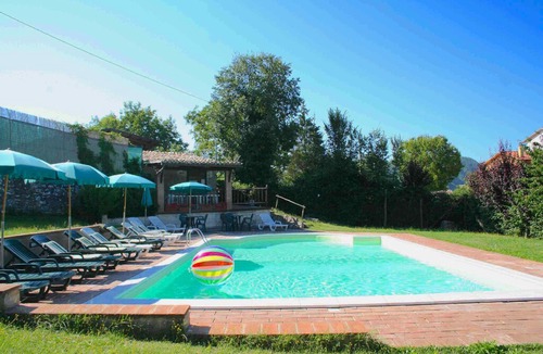 Sellano House | Peaceful Holiday Home in Sellano with Pool
