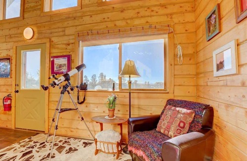 Como Cabin | Peaceful Mountain Escape with 35 acres to explore!