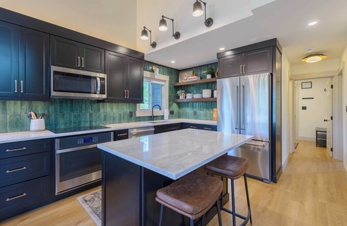 Crested Butte House | Peak View House, New remodel, hot tub, garage!
