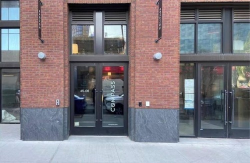 Hunters Point Apartment | Perfectly Located Unit for Urban Explorers – Near Iconic NYC Attractions
