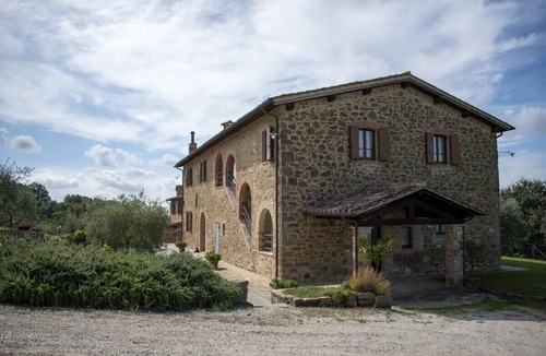 Guzman Villa | Perfectly Restored Apartment Equipped With Modern Amenities