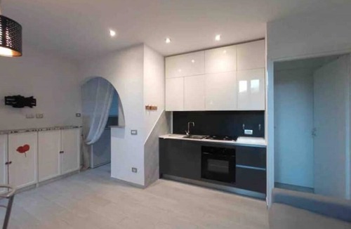 Inveruno Apartment | Persia Apartment