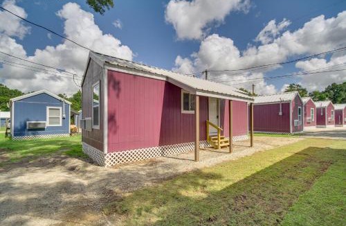 Picayune House | Pet-Friendly Picayune Tiny Home ~ 4 Mi to Downtown