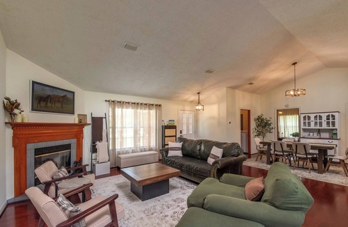 Williston House | Pet friendly updated home close to HITS, WEC, Rainbow Springs, and Devils Den!