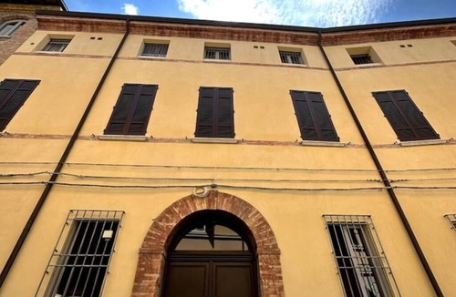 Forli Apartment | Petrucci House 2 historic center