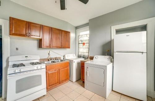 Ross Township Apartment | Pittsburgh Vacation Rental ~ 6 Mi to Downtown!