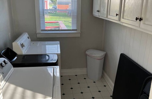 Rich Creek House | Pleasant stay with 2 bedrooms & plenty of parking