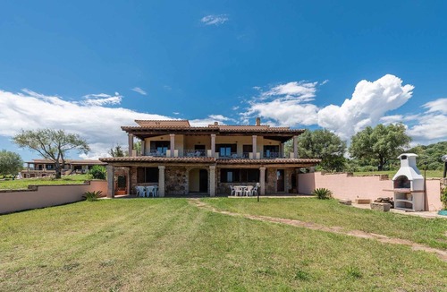 Siniscola House | POMPIA HOUSE 4: vacation home surrounded by greenery