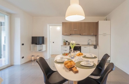 Consiglio di Rumo Apartment | Ponente Balcony & Garden by Rent all Como