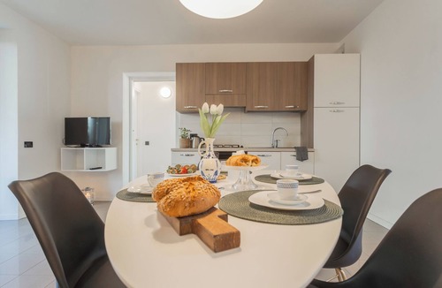 Consiglio di Rumo Apartment | Ponente Balcony & Garden by Rent all Como